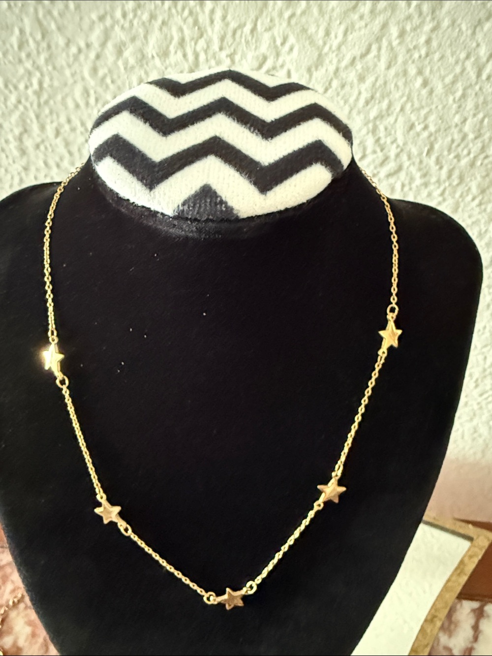 TRIFARI Gold Star 5 Necklace/Shoker   with logo  Trifari - Picture 7 of 8